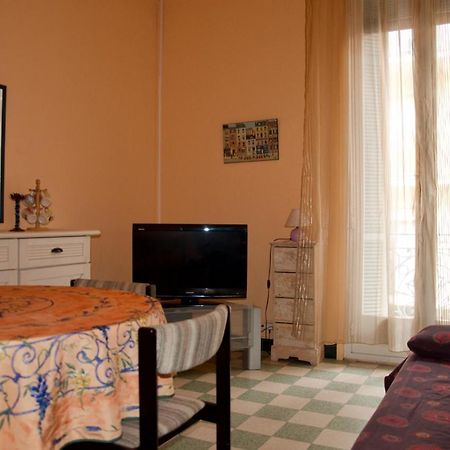 Appartement 2 Les Clématites Mentone Esterno foto