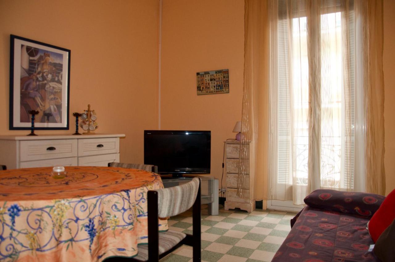 Appartement 2 Les Clématites Mentone Esterno foto