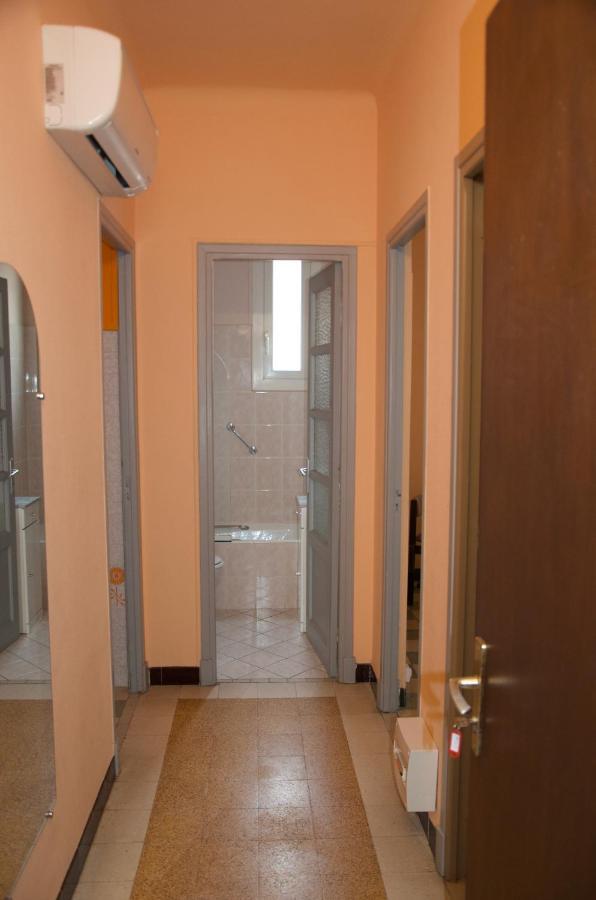 Appartement 2 Les Clématites Mentone Esterno foto